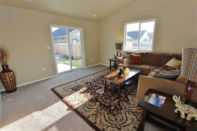 Primary Photo - 2128 E Elm Grove Dr