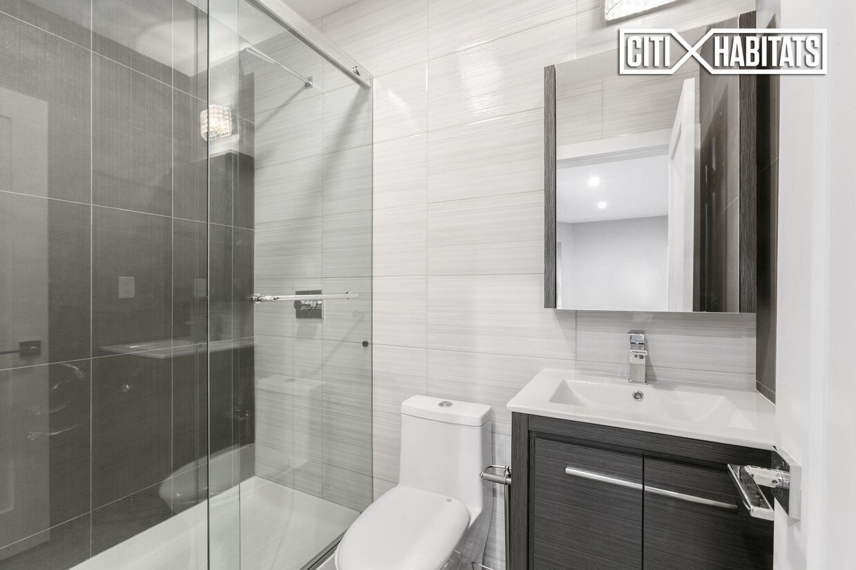 Foto del edificio - 231 E 117th St