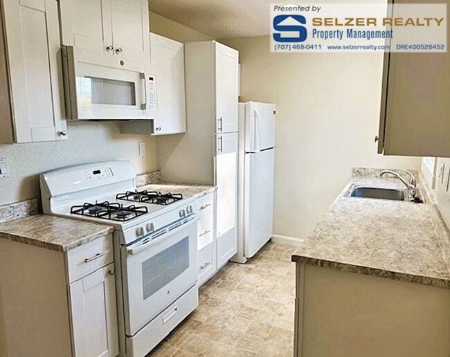 Building Photo - 1068 Alice Ave