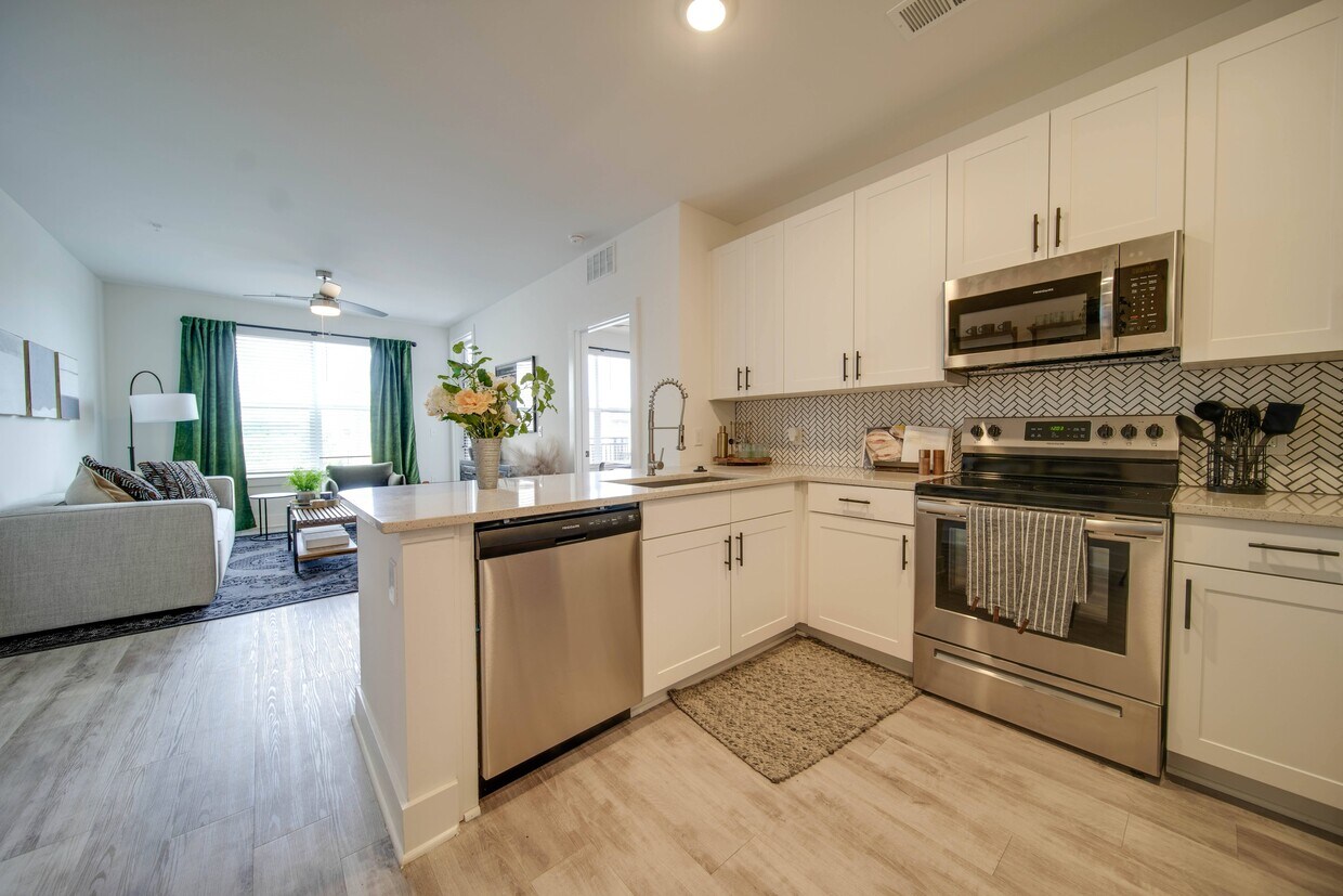 143 E White St, Rock Hill, SC 29730
