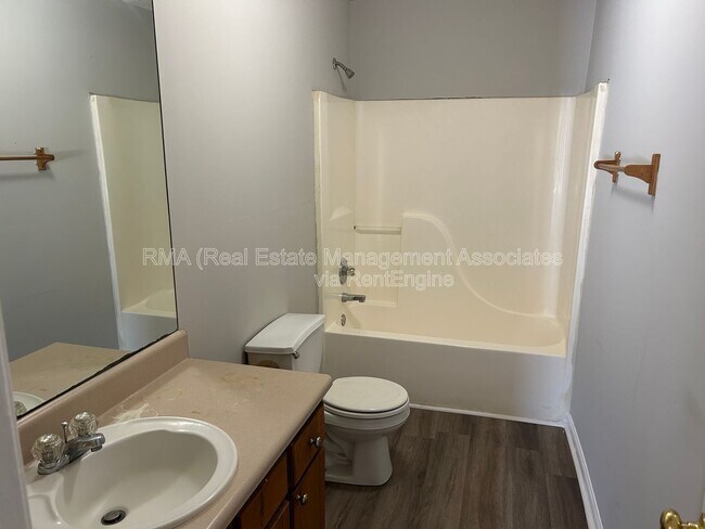 Foto del edificio - 133 Realty St