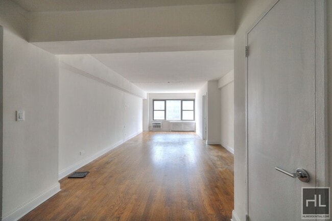 Building Photo - EAST 57 STREET