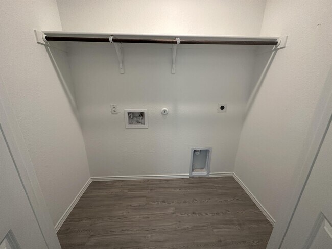 Building Photo - 5863 Coahulia Rdg