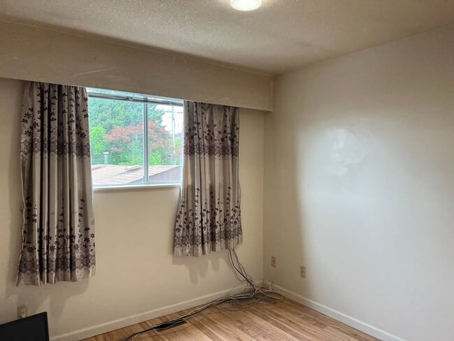 Building Photo - 1940 Westminster Ave
