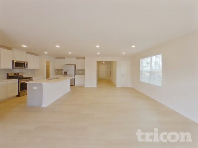 Building Photo - 2115 Brechin Rd