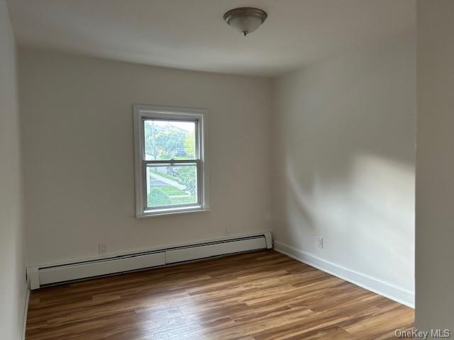 Building Photo - 306 5th St