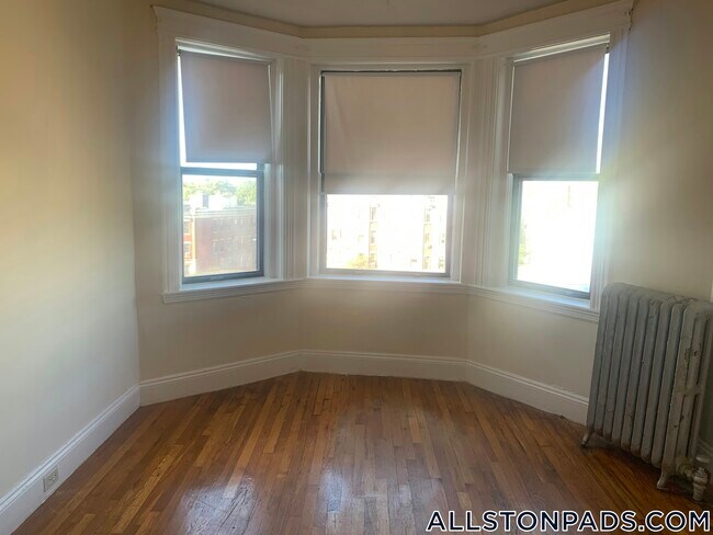 Foto del edificio - 1160 Commonwealth Ave