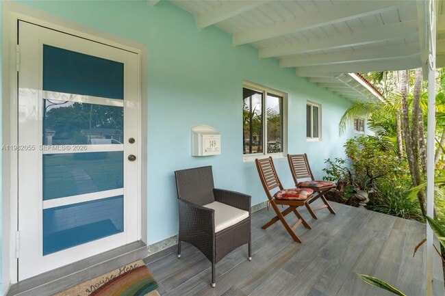 Foto del edificio - 149 Fern Way