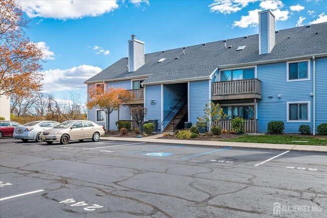 Building Photo - 807 Aspen Dr