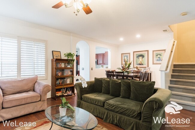Building Photo - 4 br, 2.5 bath House - 4456 Brisbane Way #5
