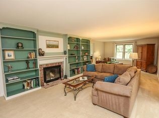 Foto del edificio - 12 Stoney Brook Rd