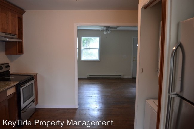 Building Photo - 932 Gilbert Ave
