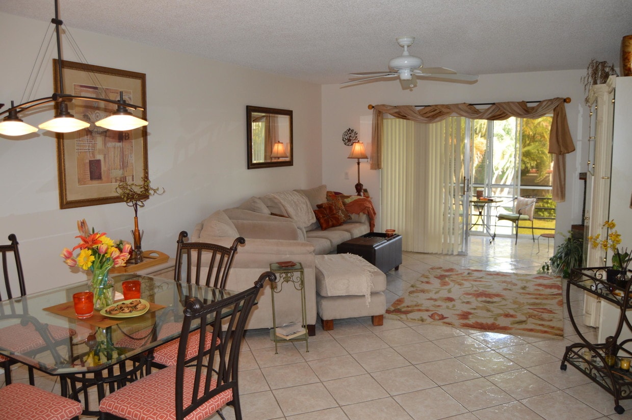 Primary Photo - 12022 W Greenway Drive 204