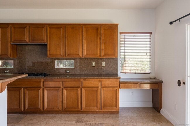 Foto del edificio - 2128 Sun Valley Rd