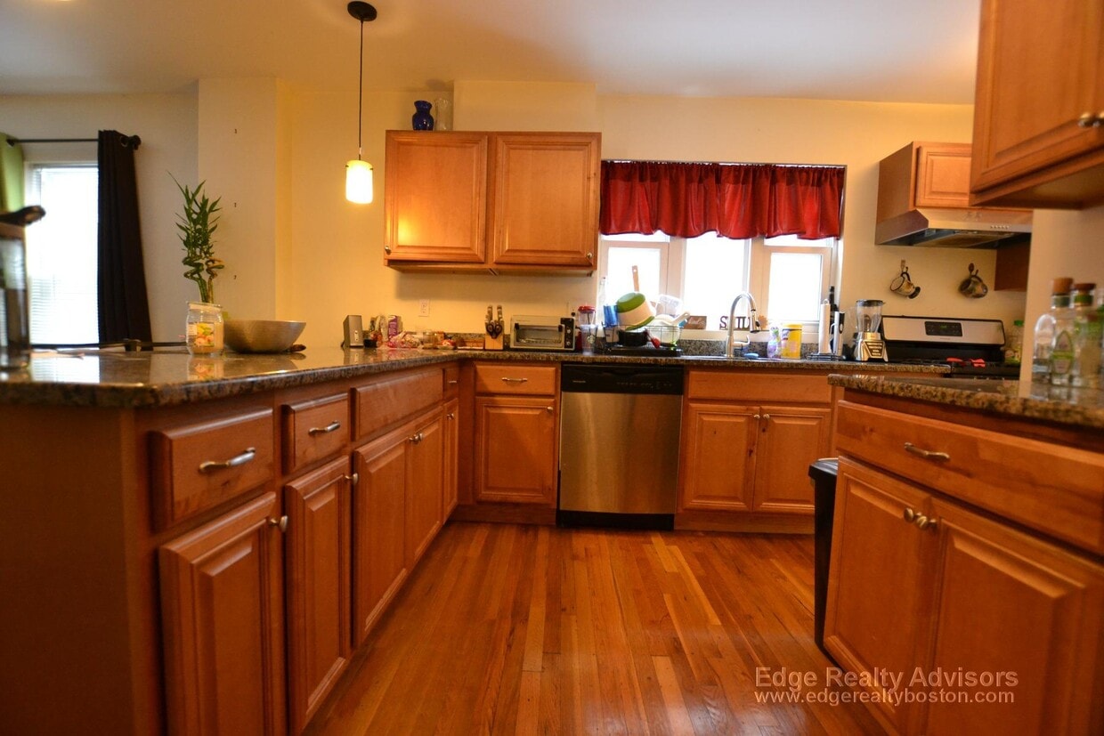 Photo - 214 Arlington St. Unit 1