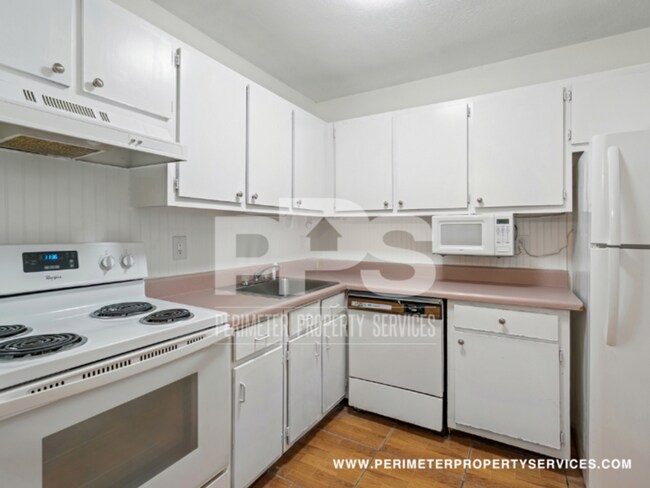 Foto del edificio - 737 Boggs Rd