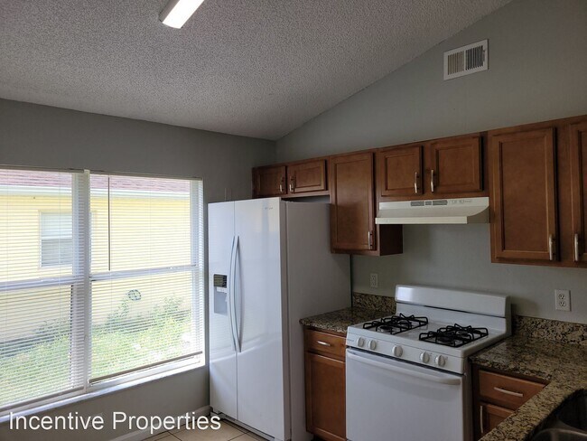 Foto del edificio - 3 br, 2 bath House - 236 Rollins Drive