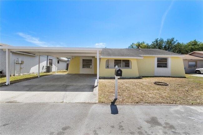 Building Photo - 10116 Pine Trails Ct