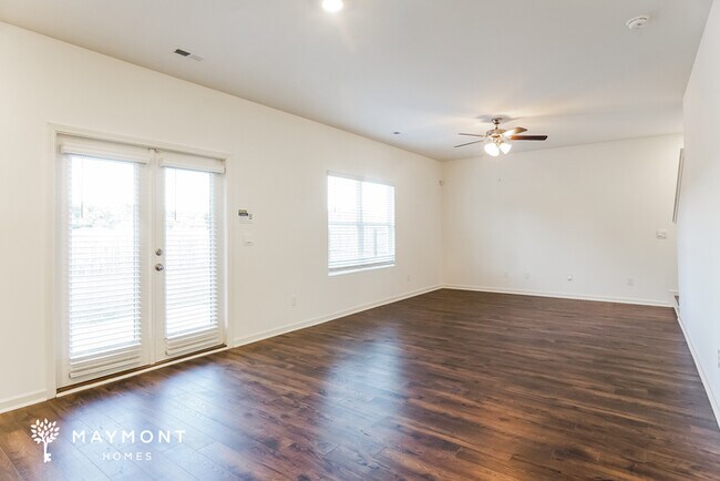 Building Photo - 5603 Timber Leaf Lp