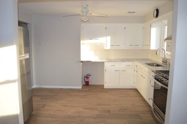 Foto del edificio - 322 Kingsland Ave