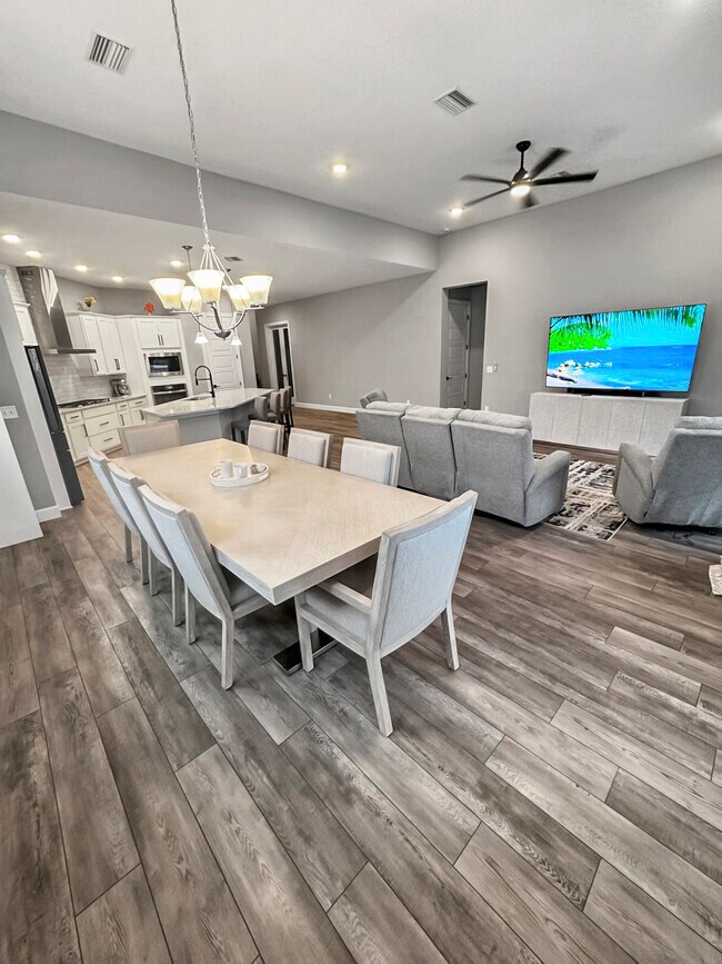 Foto del edificio - 179 Sparrow Crk Dr