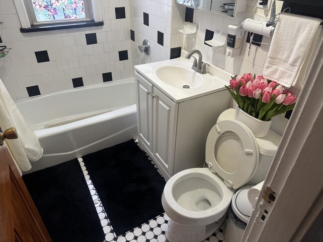 Foto del edificio - 108 Wilmington Ave