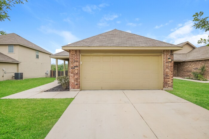 Primary Photo - Ashley Heights - 711 Belle Watling, San An...