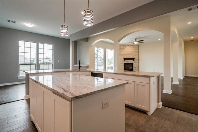Building Photo - 4220 Waterstone Estates Dr