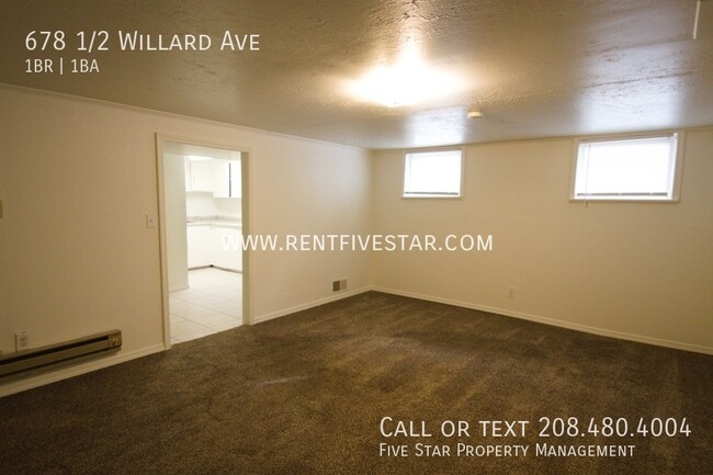 Building Photo - Centrally Located One Bedroom Apartment Av...