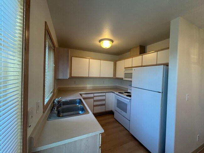 Foto del edificio - 4234 Wintergreen Cir