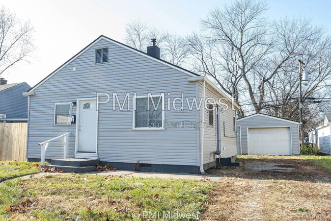 Building Photo - 2318 Groff Ave
