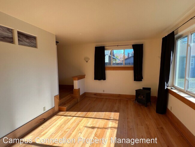 Building Photo - 1 br, 1 bath House - 556 W 17th Ave Unit A