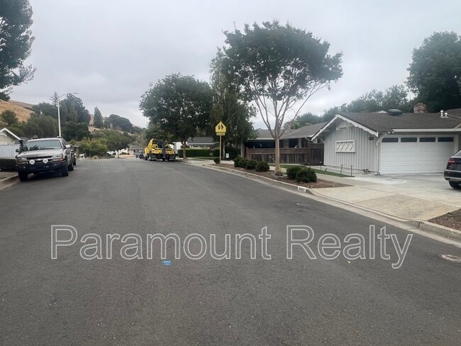 Foto del edificio - 30407 Treeview St