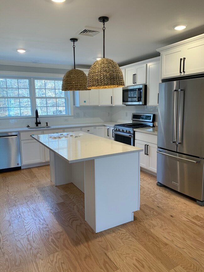 165 Cambridge Rd Unit Woburn condo, Woburn, MA 01801 Condo for Rent