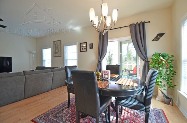 Foto del edificio - 8542 Marsh Overlook