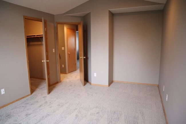 Foto del edificio - 7512 NE 52nd St