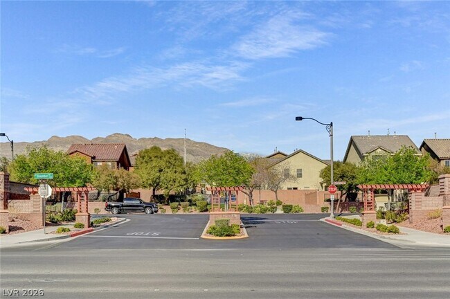 Foto del edificio - 10731 Myrtle Grove Ave