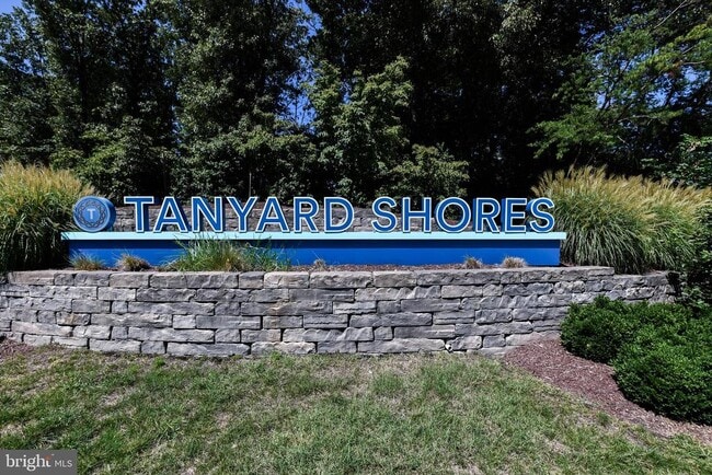 Foto del edificio - 7205 Sprouse Ct