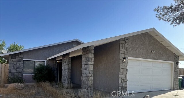 Foto principal - 1104 Argus St
