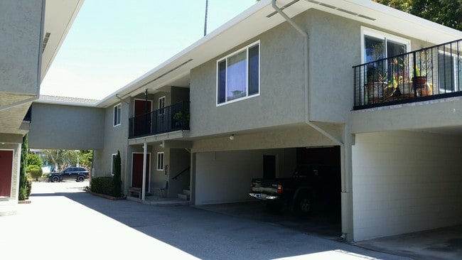 Building Photo - 602 S Eldorado St