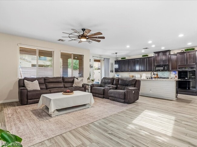 Foto del edificio - 12437 Mosticone Way