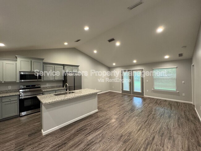 Foto del edificio - 6848 Stirrup Ln