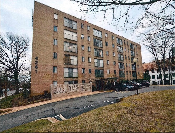 Primary Photo - Tanglewood Apartments