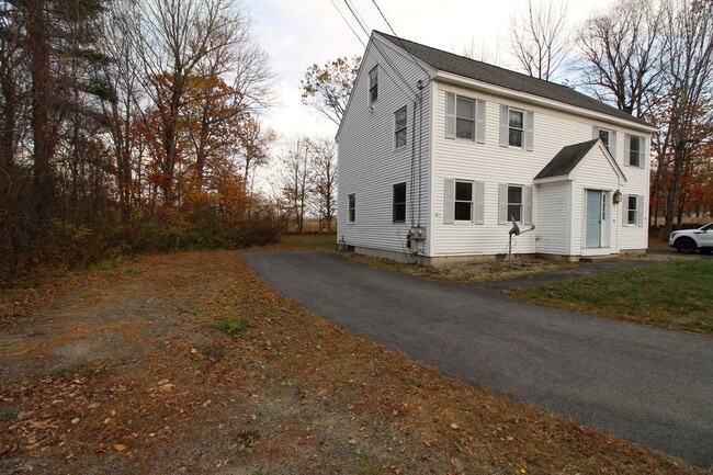 Photo - 37 Oak Hill Rd Apartment