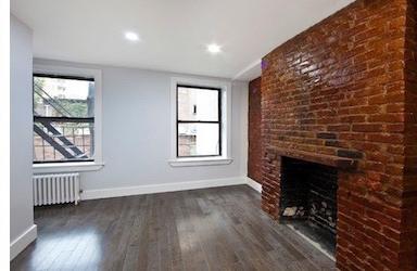 Primary Photo - 154 E 7th St