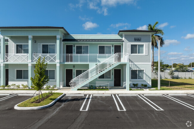 Building Photo - The Preserves at Florida City