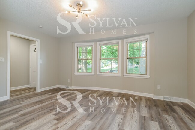 Foto del edificio - Updated 3 bedroom rancher!