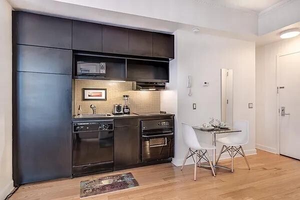 Foto principal - 56 Pine St