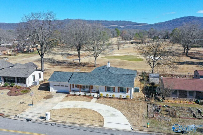 Building Photo - 8129 Hickory Hill Ln SE