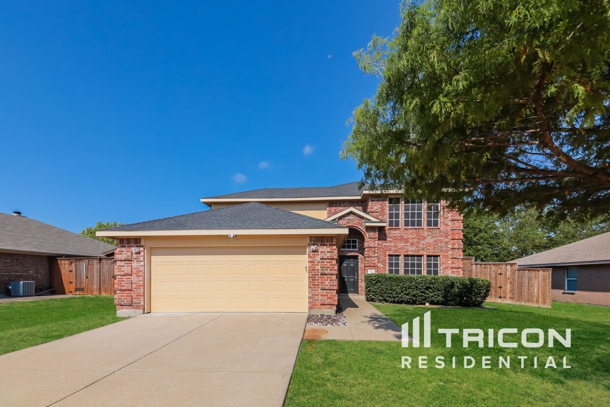 Foto principal - 909 Zoe St